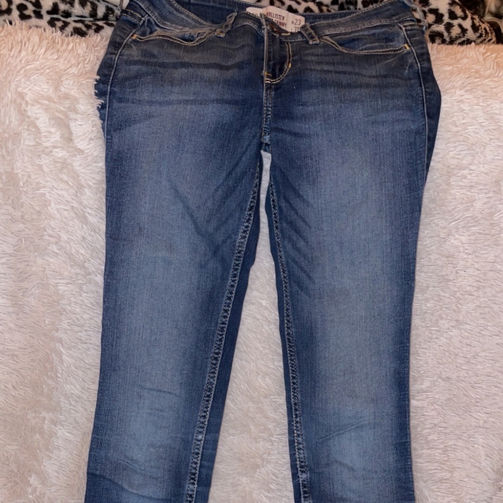 hollister jeans